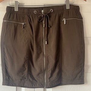 Michael Kors taupe zip up skirt, size 4